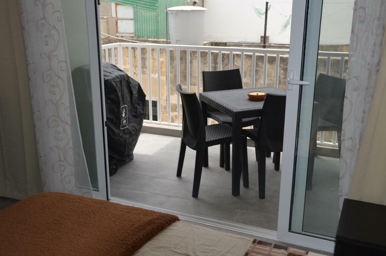 Pilgrim'S Rest Apartments Gzira Extérieur photo