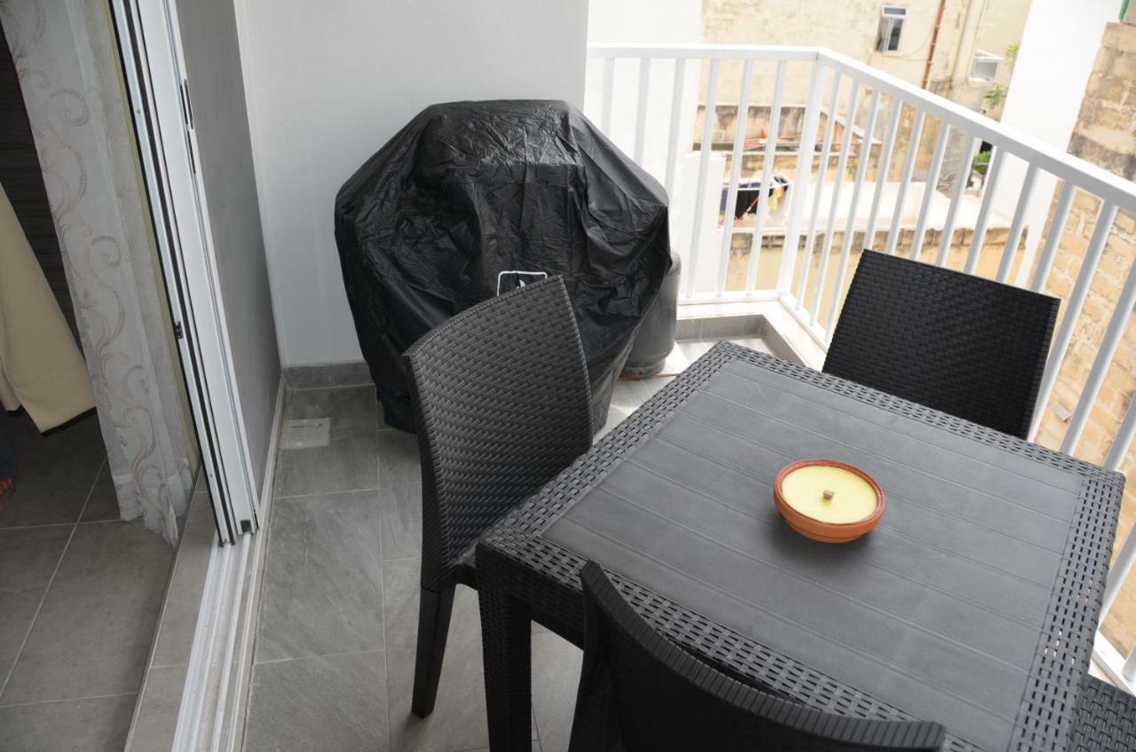 Pilgrim'S Rest Apartments Gzira Extérieur photo