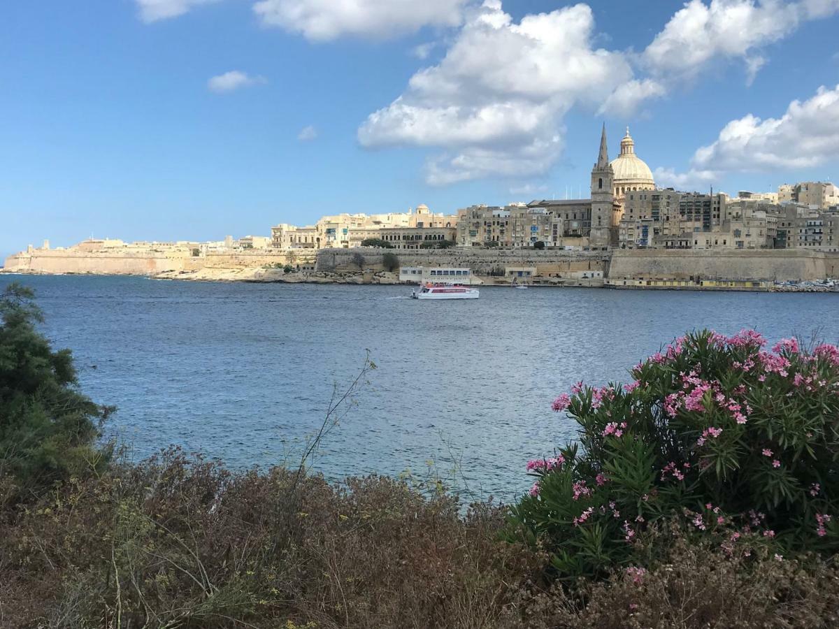 Pilgrim'S Rest Apartments Gzira Extérieur photo