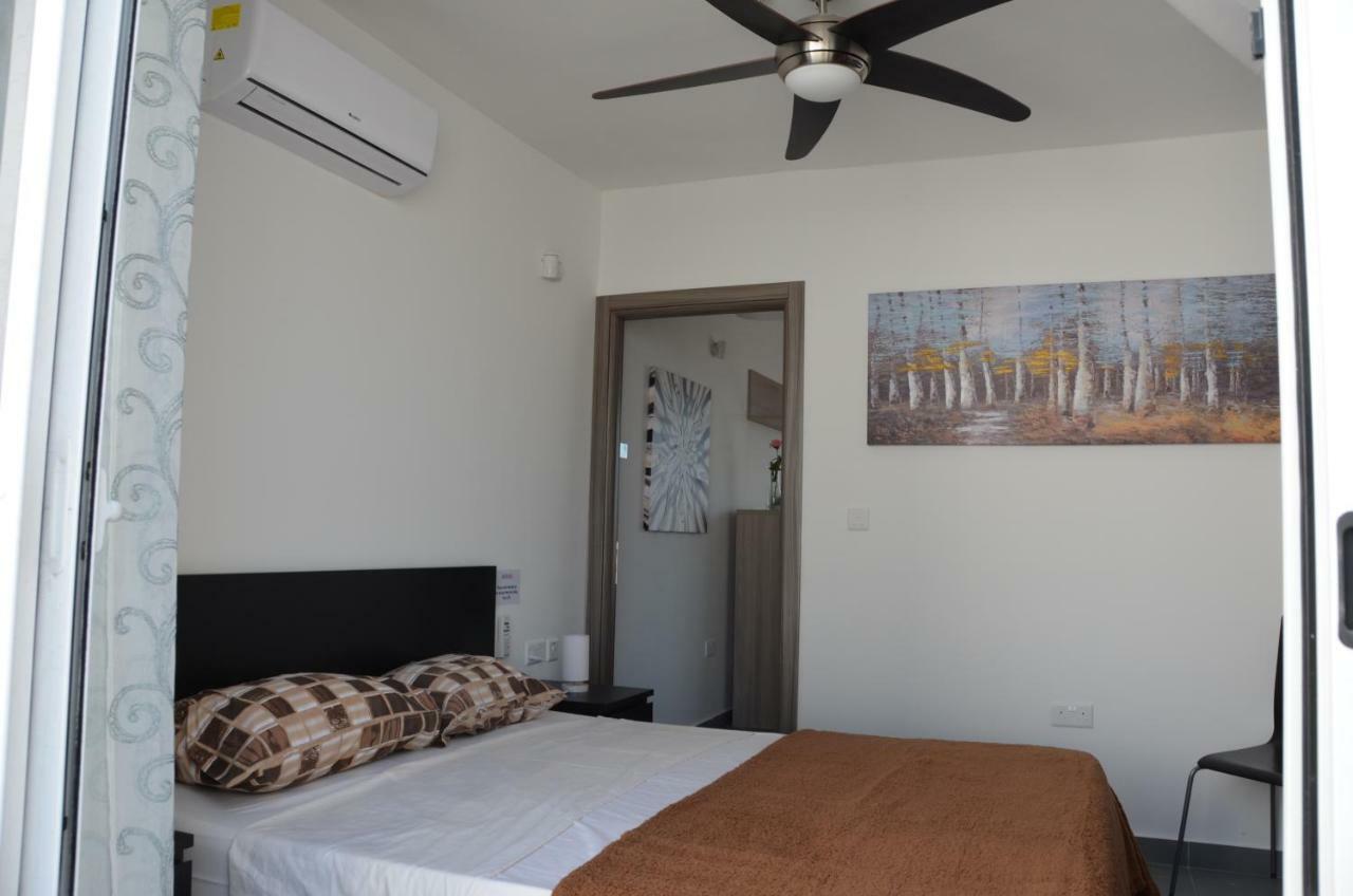 Pilgrim'S Rest Apartments Gzira Extérieur photo